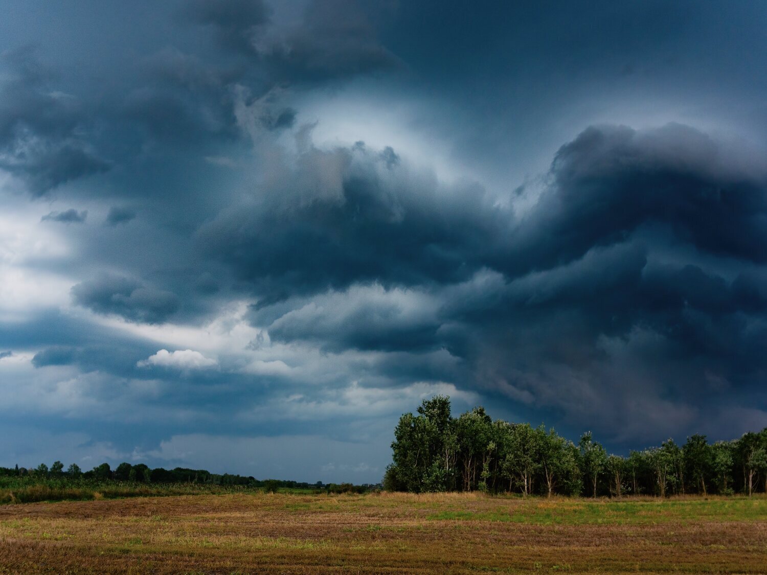 Alerta AEMET: giro en el tiempo con tormentas y bajadas de temperaturas en España