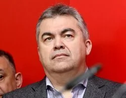 El juez envía a Santos Cerdán a prisión provisional comunicada y sin fianza