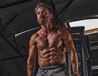 Muere el popular influencer y entrenador Tyler Wall a los 38 años