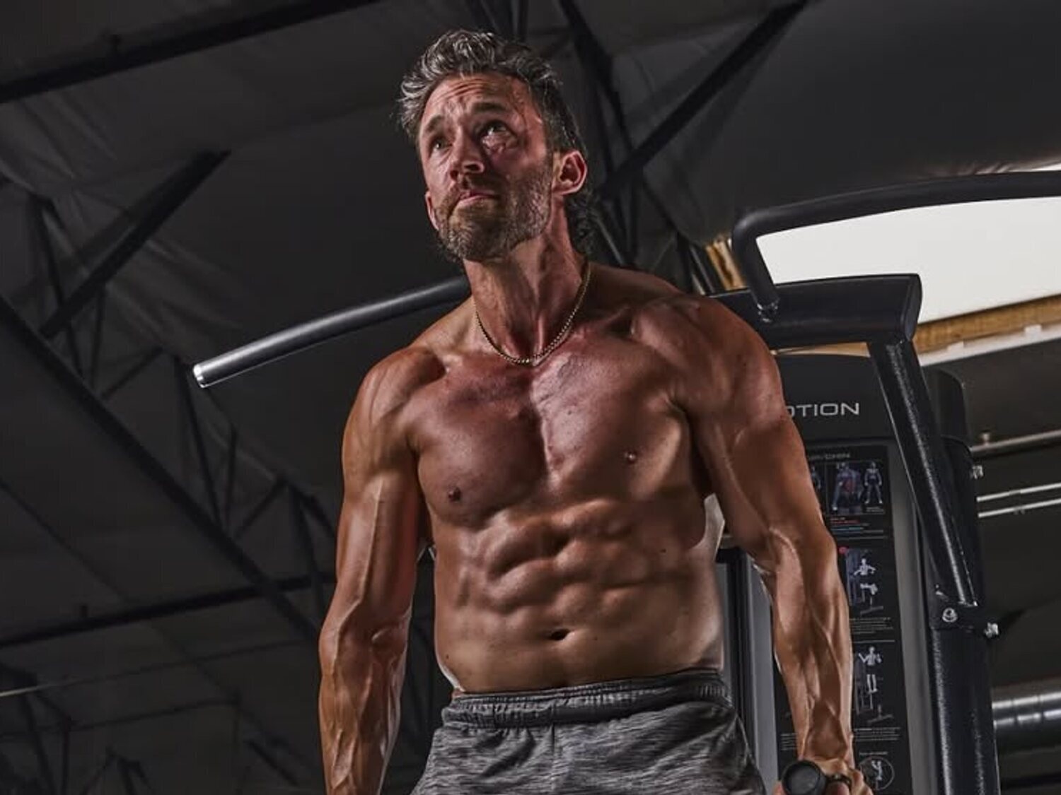 Muere el popular influencer y entrenador Tyler Wall a los 38 años