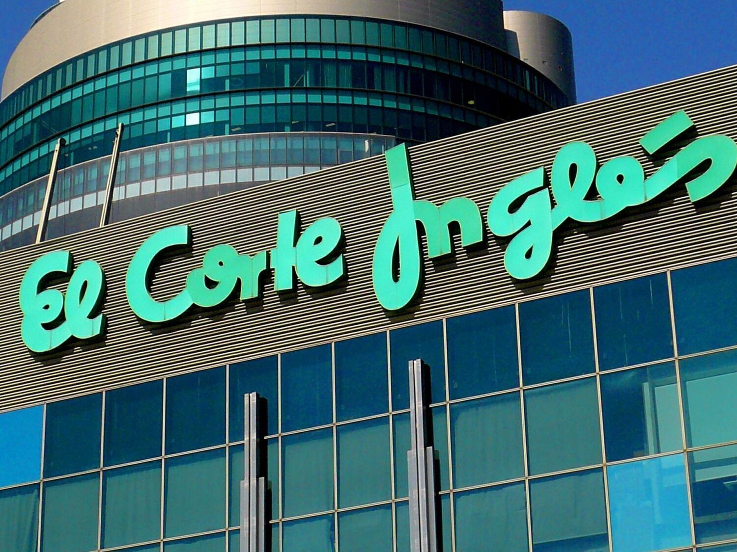 Adiós El Corte Inglés: cierra 60 centros comerciales en su nuevo modelo de negocio