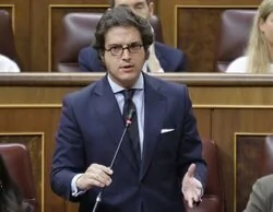 Un diputado de VOX se queja de tener que trabajar en julio: "Interrumpe el descanso"