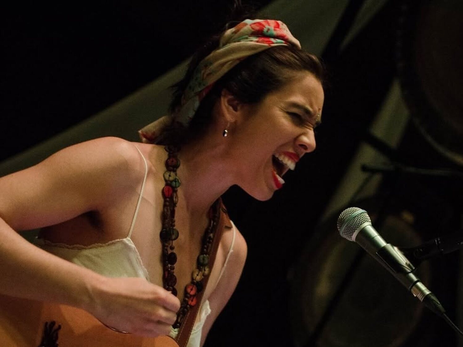 Muere la cantante Luvi Torres tras una pseudoterapia de "autosanación" contra el cáncer