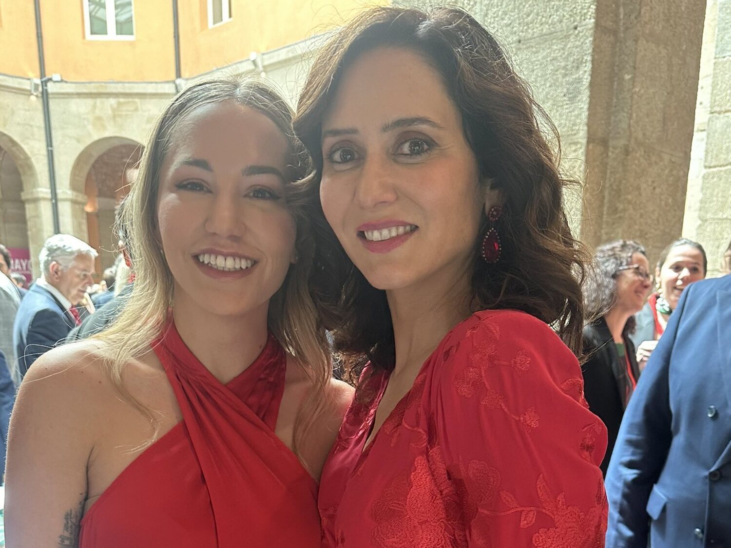Noelia Núñez (PP) reconoce que falseó sus estudios pero que "no quería engañar a nadie"