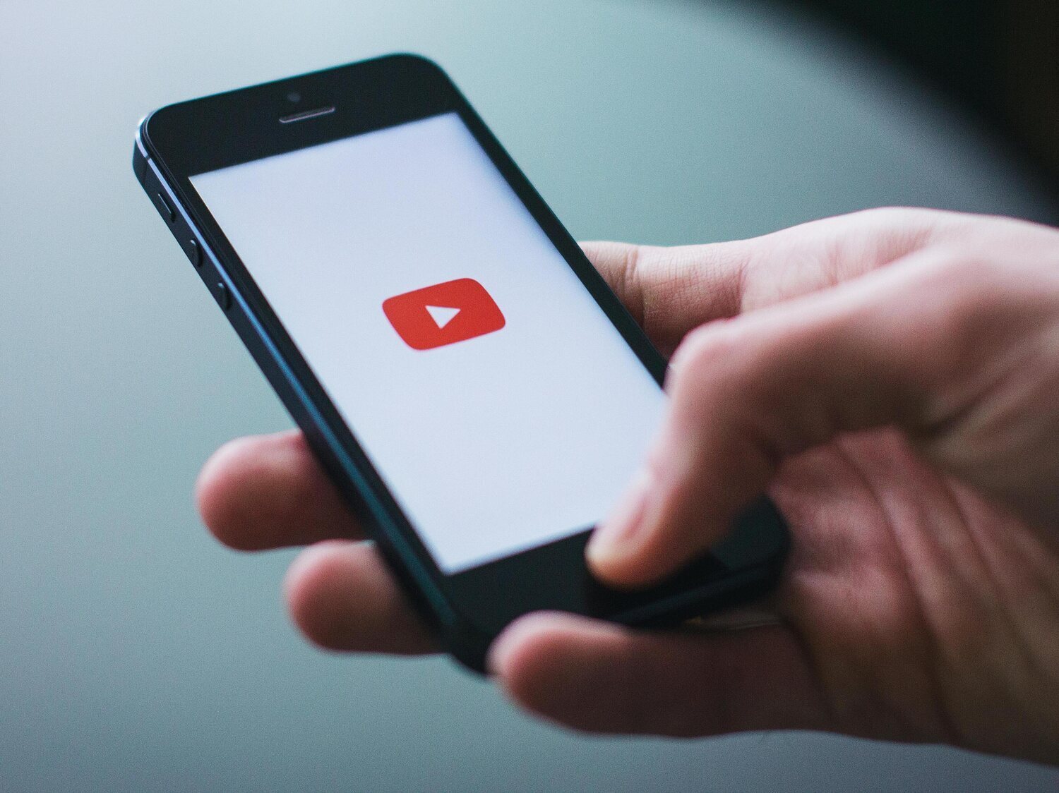 Australia veta el uso de Youtube para menores por el uso de algoritmos predatorios
