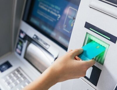 Cuándo se cobra la pensión en agosto de 2025: fechas en BBVA, Caixabank, Santander...