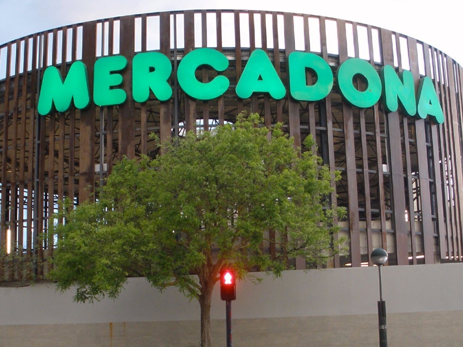 Adiós Mercadona: cierra todos estos supermercados en España en agosto