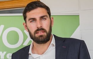 Un activista marroquí al líder de VOX en Murcia: "No te conoces ni tu Constitución"