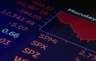 El Ibex 35 supera los 15.000 puntos por primera vez en 17 años: desde el 'crack' de 2008