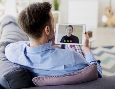 Un hombre casado se enamora de una Inteligencia Artificial: era como una "buena hermana"