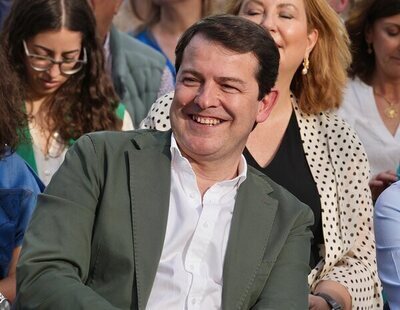 Mañueco paralizó los recursos del Gobierno en incendios mientras exigía medios a Sánchez
