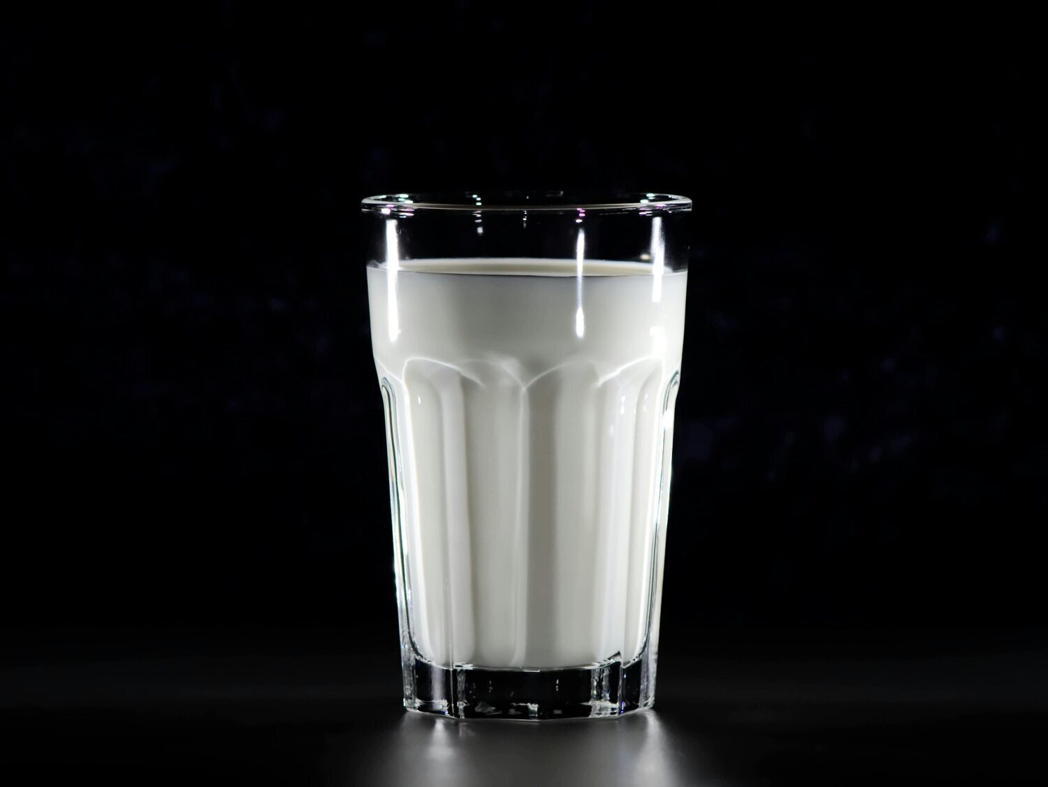 Según la OCU, ¿cuál es la mejor leche del supermercado?