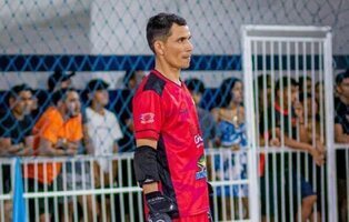 Muere el portero Édson 'Pixé' en pleno partido a los 38 años
