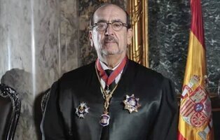 Un exmagistrado del Supremo se hace llamar Francisca Javiera y se burla de las trans