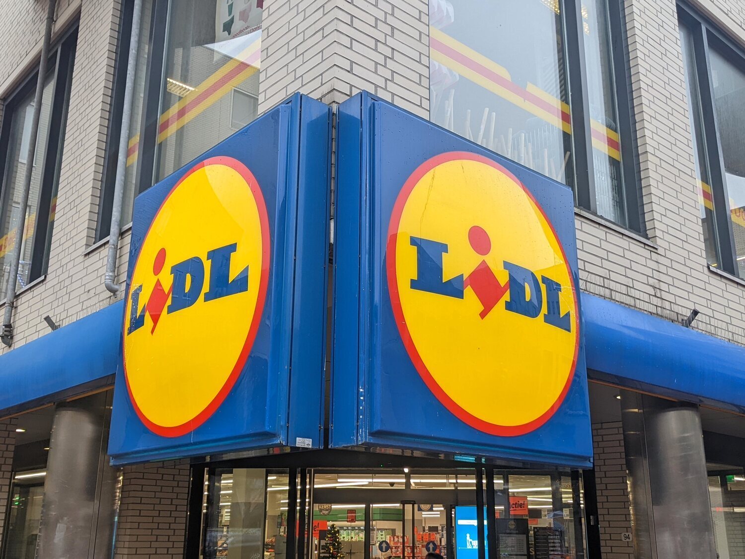 Alerta por estafa en supermercados Lidl: la advertencia de la OCU