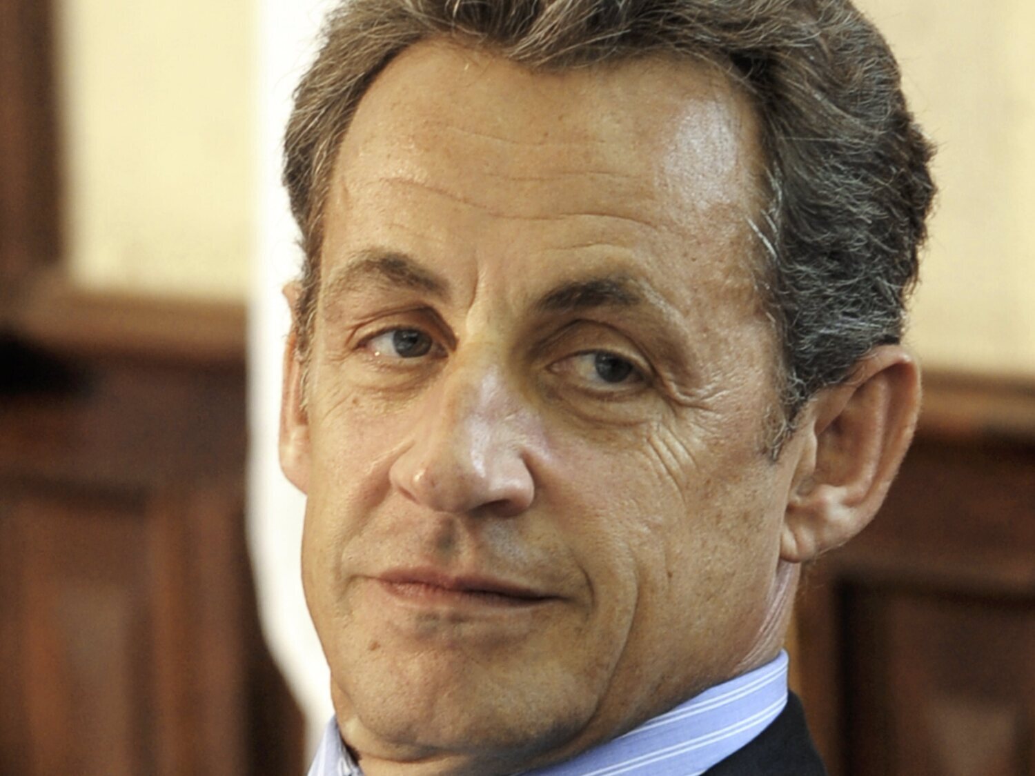 Condenan a Sarkozy a cinco años de cárcel por la financiación libia de su campaña