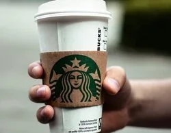 Adiós Starbucks: cierra sus tiendas en pleno giro en su modelo de negocio