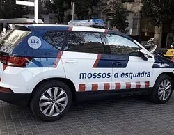 Un padre viola a su hija de 20 años en la calle en presencia de su otro hijo de 8 años