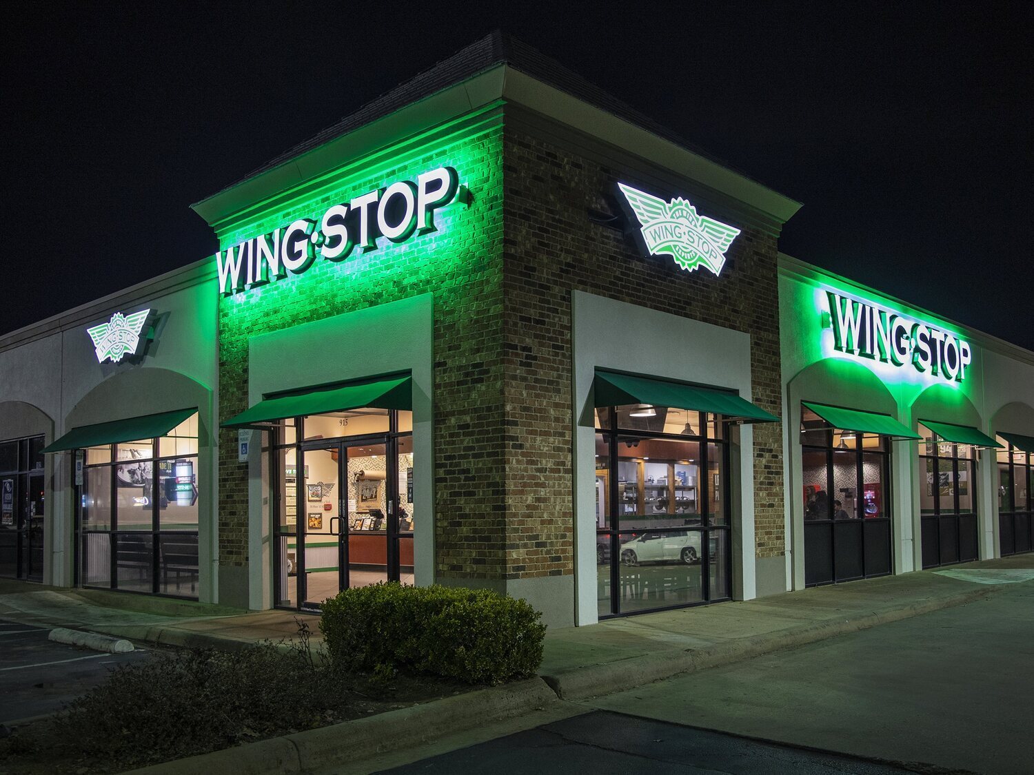 Qué es Wingstop, la cadena de restaurantes que aterriza en Madrid: ubicaciones