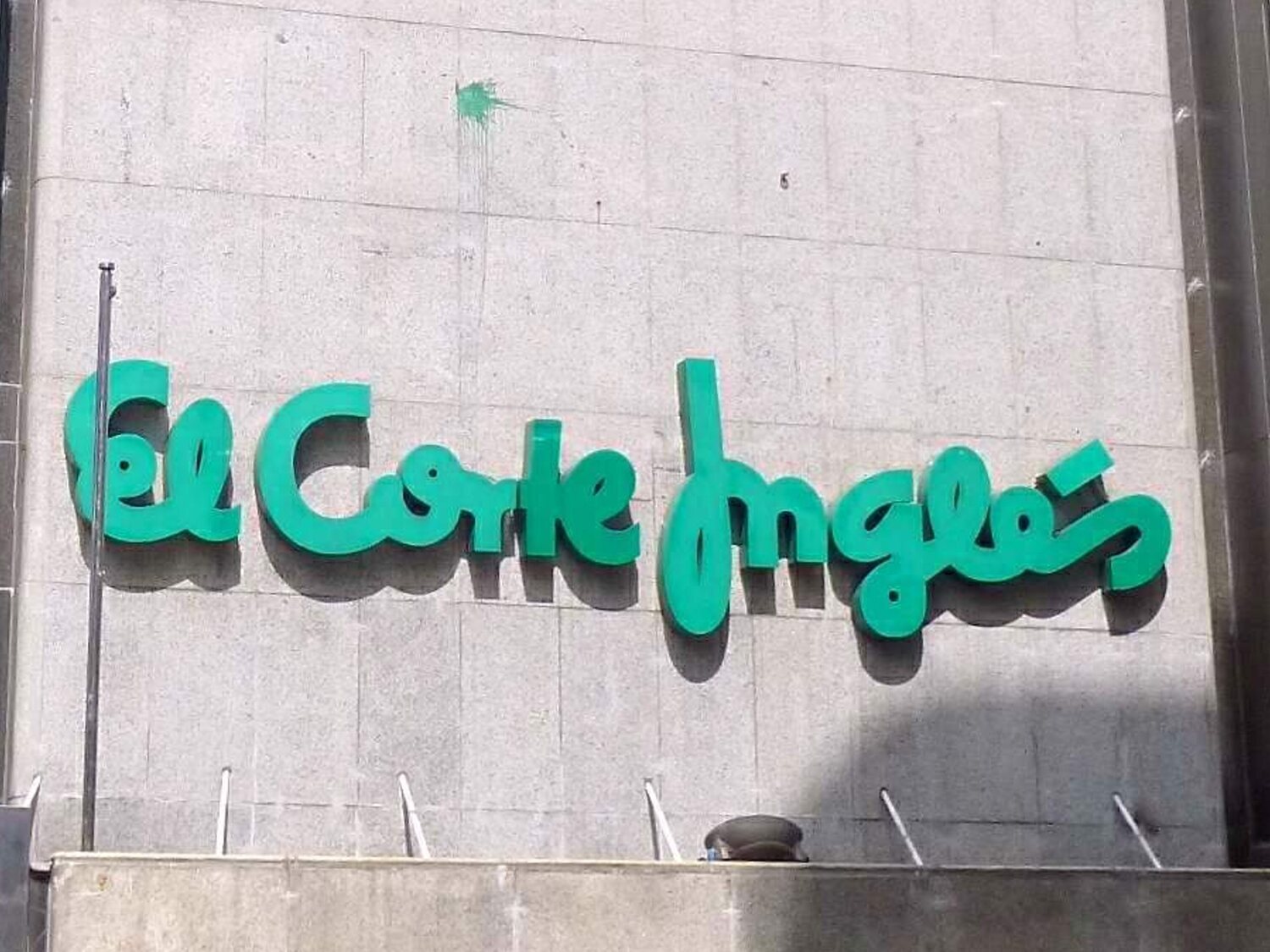 Adiós El Corte Inglés: cierra este histórico centro comercial de Madrid