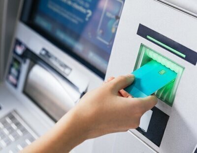 Cuándo se cobra el paro en octubre de 2025: fechas en BBVA, Sabadell, Santander...