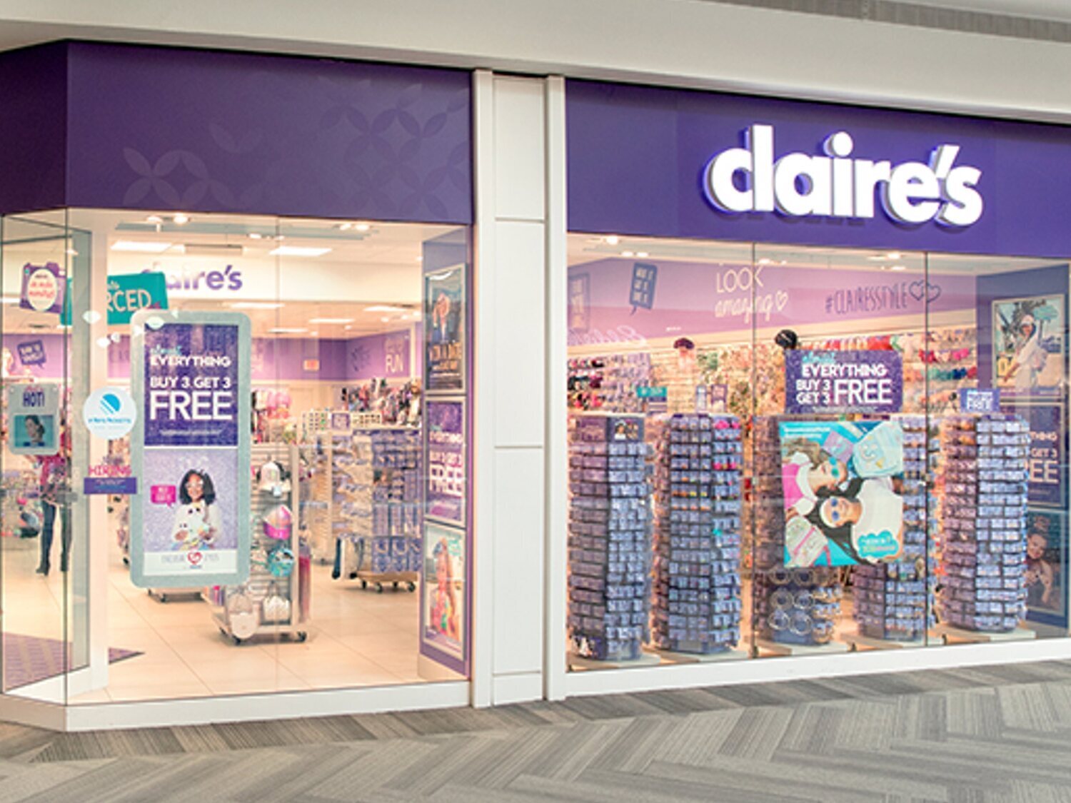 Adiós Claire's: cierra todas sus tiendas en España y liquida sus productos