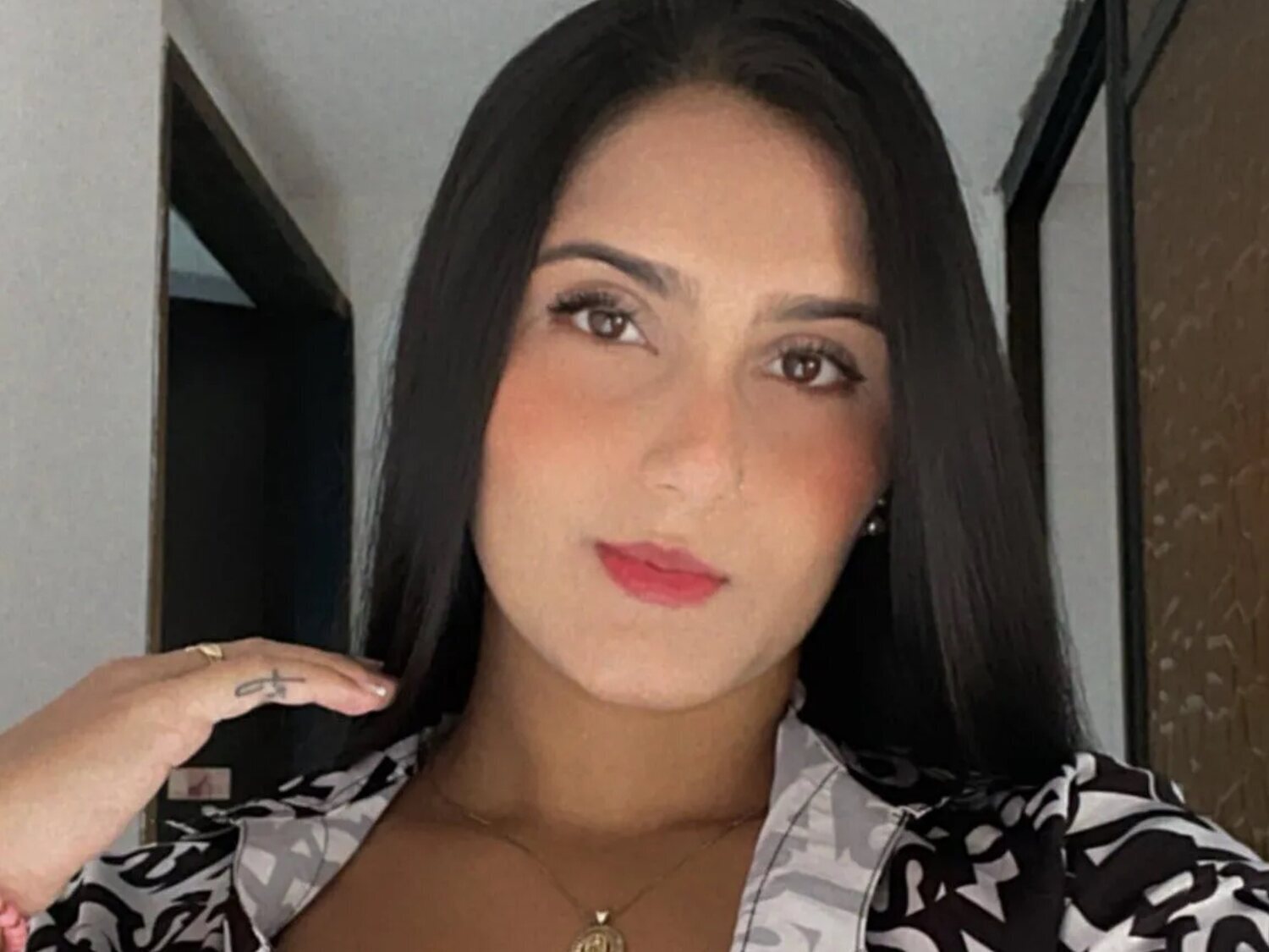 Asesinan a puñaladas a la popular influencer Estefanía Restrepo a los 26 años