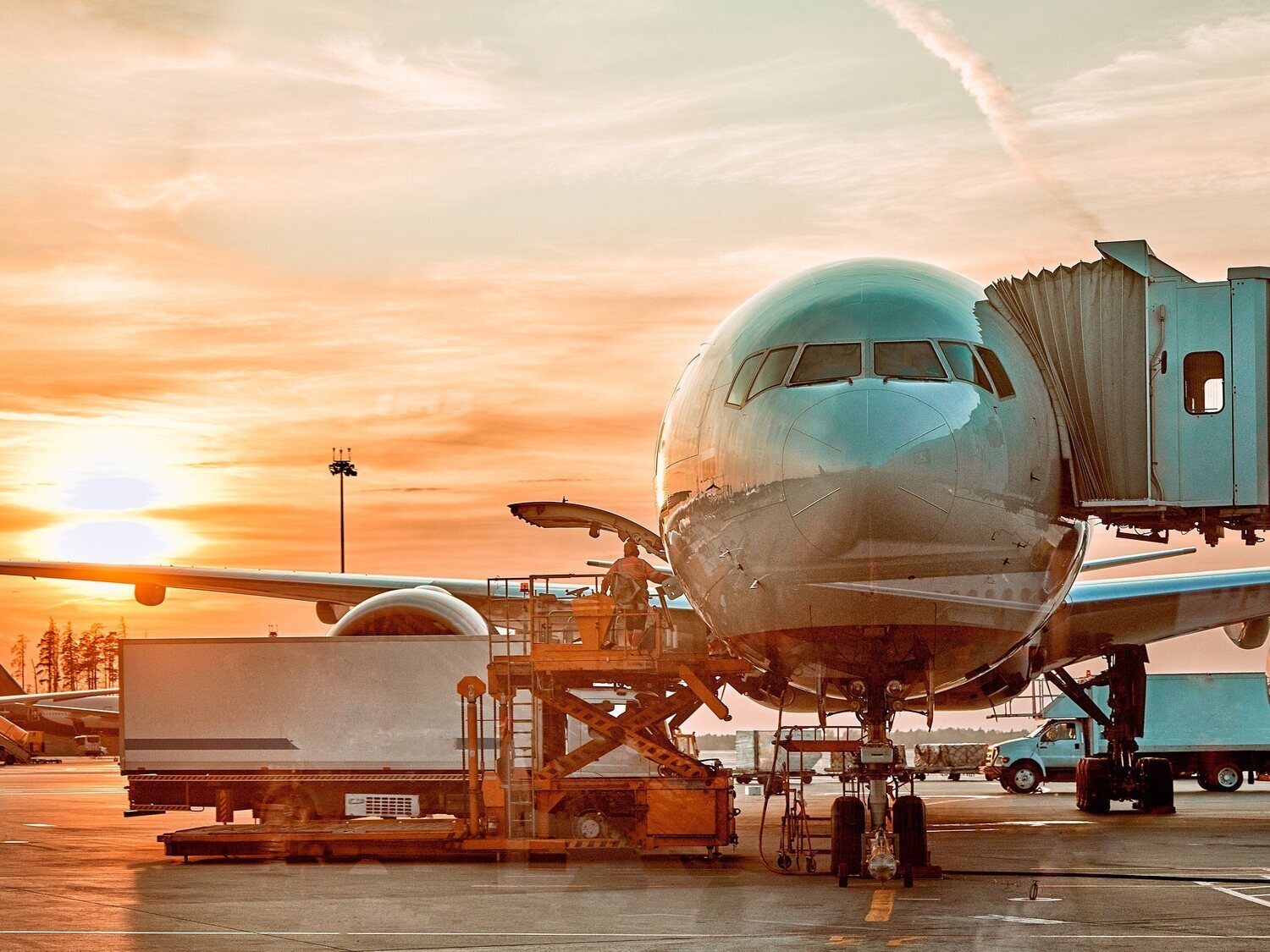 Una azafata publica lo que cobra con Emirates y se vuelve viral