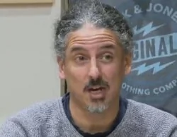 Quién es Martiño Ramos, el profesor buscado tras violar a una niña: nadie la creyó