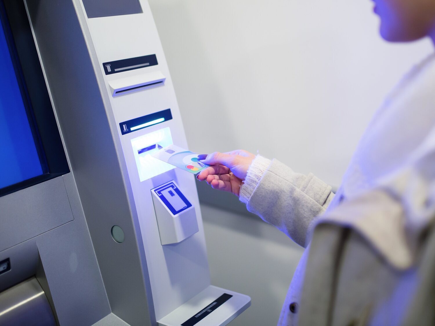 Nueva ayuda del Gobierno de 1.200 euros: beneficiados y requisitos