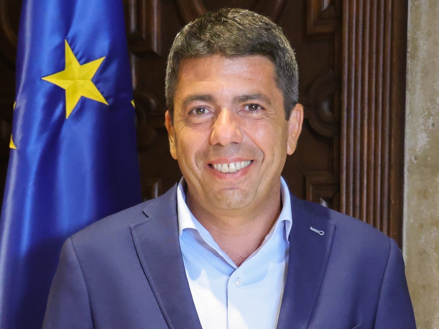 Sale a la luz la nueva vida de Carlos Mazón: "Sigue ejerciendo funciones como presidente"