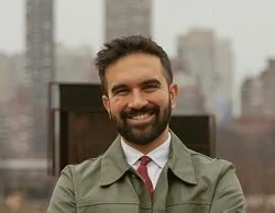 Zohran Mamdani, alcalde de Nueva York, se hizo accionista del Real Oviedo a los 21 años