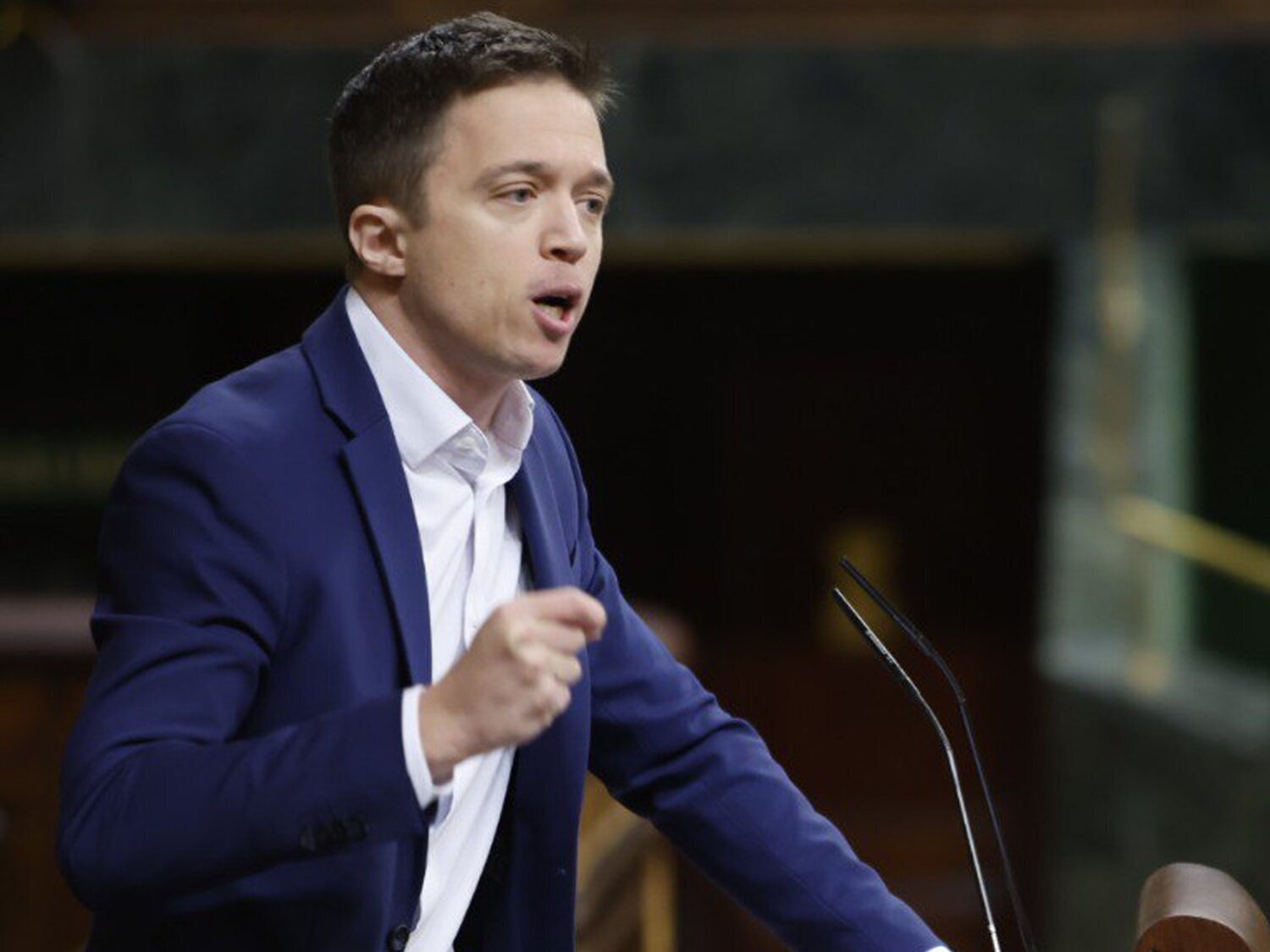 El juez procesa a Íñigo Errejón por agresión sexual a Elisa Mouliaá: cerca del banquillo