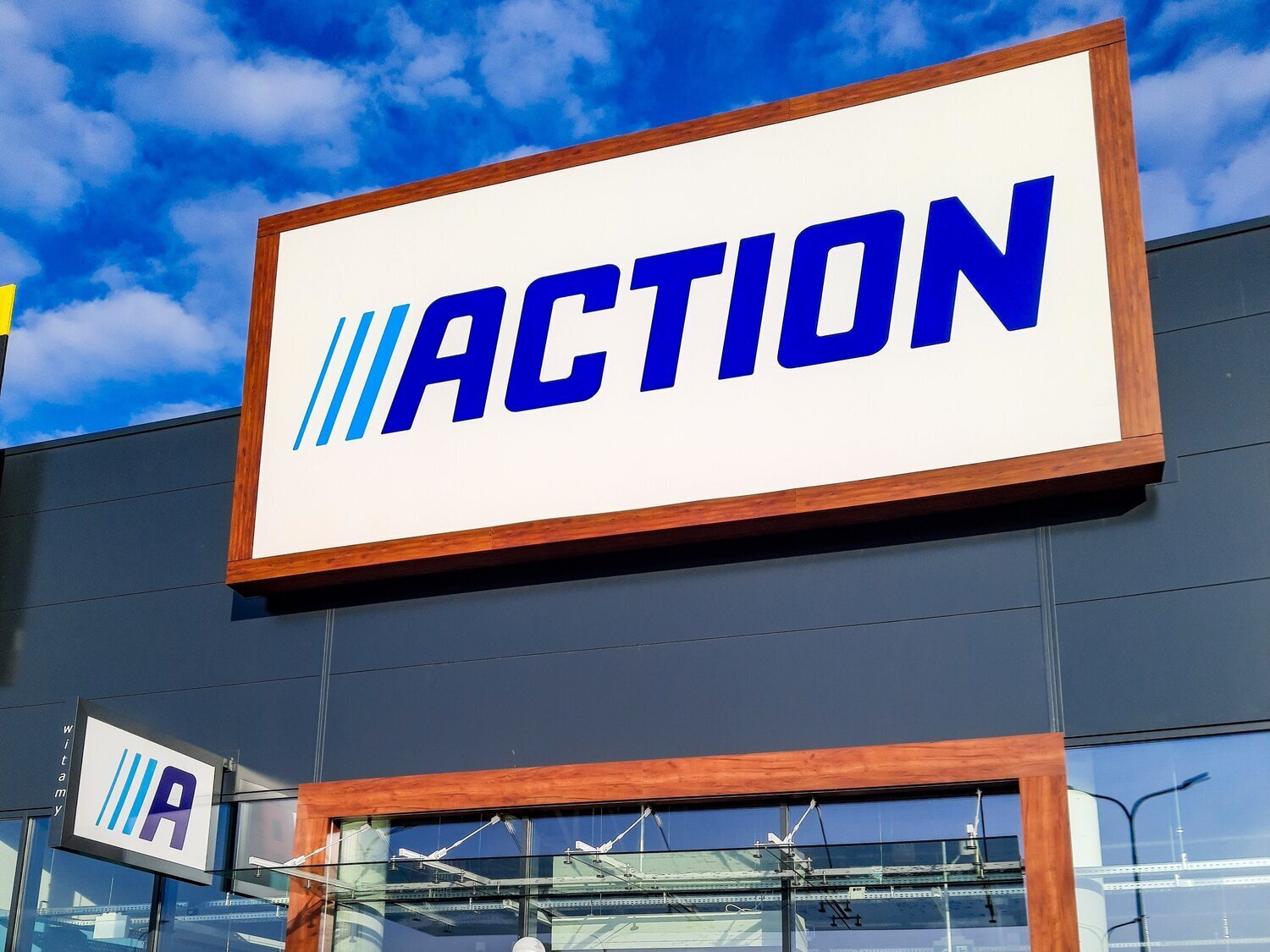 Trabajar en los supermercados Action: condiciones y salarios de sus empleados