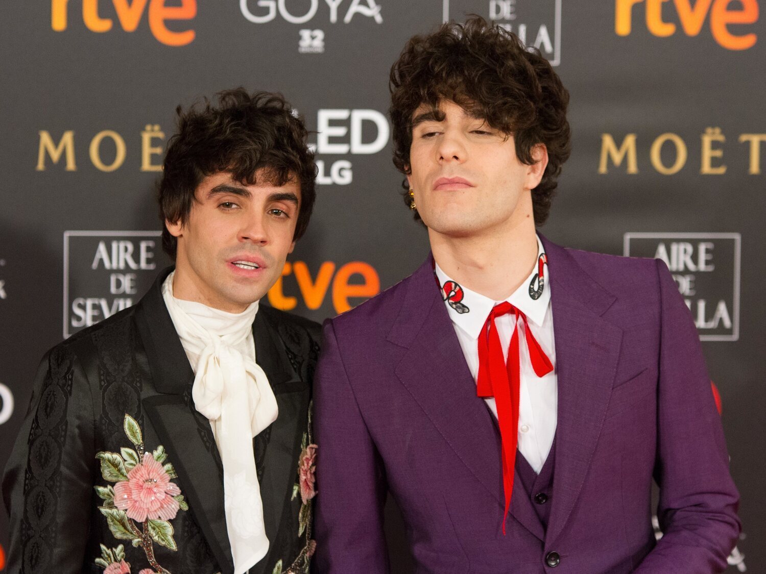 Javier Ambrossi rompe su silencio sobre Javier Calvo tras vender su lujoso chalé