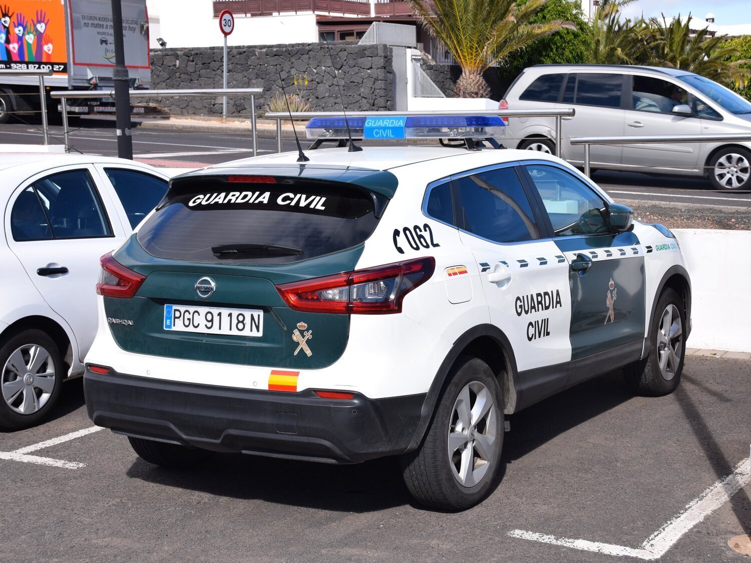 Detenido un guardia civil con 120 kilos de cocaína dentro del coche patrulla en Bilbao
