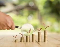 Un experto en bolsa revela lo que puedes ganar si inviertes 5.000 euros desde los 25 años