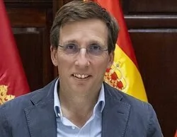 El abandono de servicios de Almeida: dos polideportivos cerrados y falta de mantenimiento