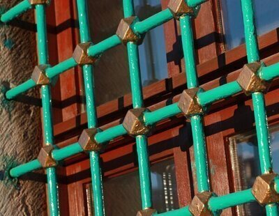 Muere a los 15 años en Palma: asfixiada al meter su cabeza entre los barrotes de su casa