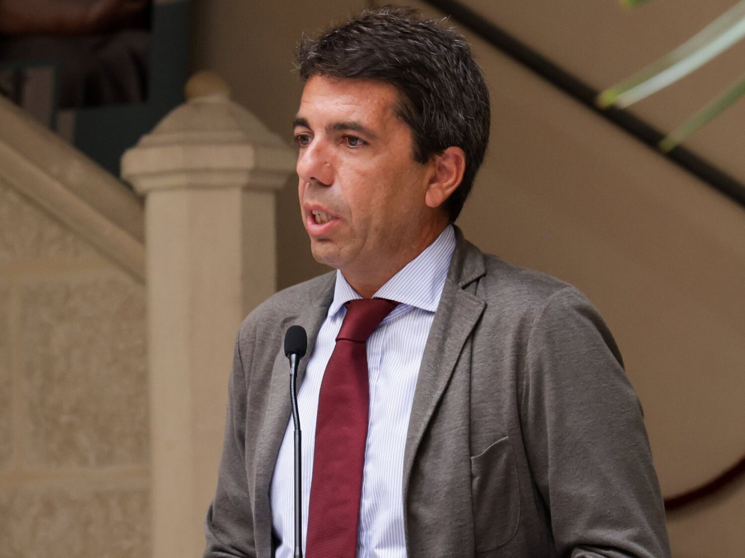 Sale a la luz la respuesta de Mazón al comunicarle la catástrofe de la DANA: "Cojonudo"