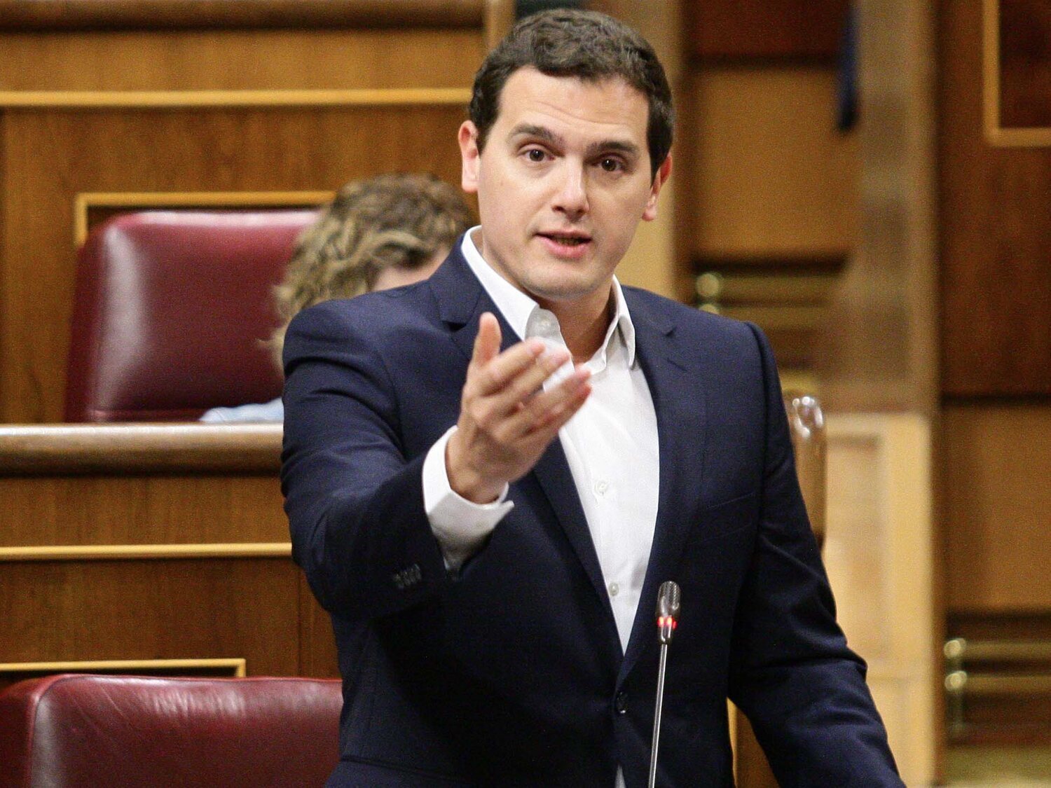 Sale a la luz la oferta de Albert Rivera para volver a la política en España