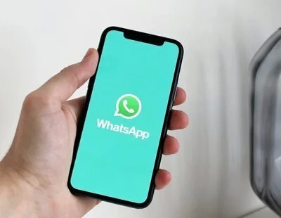 Adiós estafas: la función de WhatsApp que debes desactivar para evitar problemas