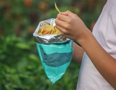 Alerta alimentaria: retiran estos snacks del supermercado con partículas de metal