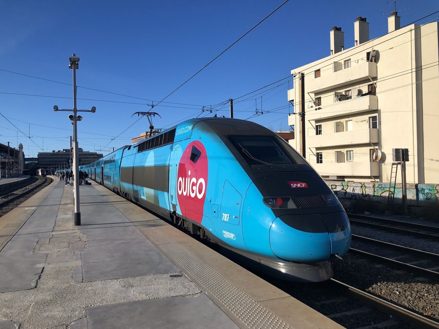 Adiós a viajes baratos: Renfe, Iryo y Ouigo suben sus precios