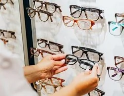 Salen a la luz ayudas de 100 euros para gafas y lentillas: requisitos y cómo pedirlas