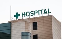 Muere un hombre tras diagnosticarle neumonía en vez de infarto en un hospital de Valencia