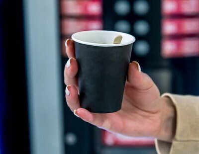 Adiós al café con azúcar: nueva restricción del Gobierno en España