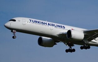 Un avión procedente de Turquía aterriza en Barcelona por amenaza de explosión