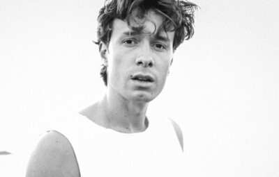 Gon Abril ('Lo que de verdad importa'): "La música nace cuando algo dentro te incomoda"