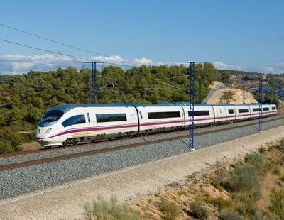 Una rotura en la alta velocidad Madrid-Barcelona limita la velocidad de los trenes